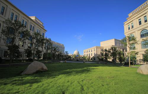 铁岭市外事服务学校标志